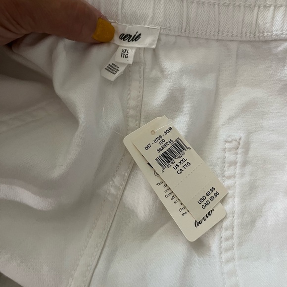 Shorts - Picture 2 of 3